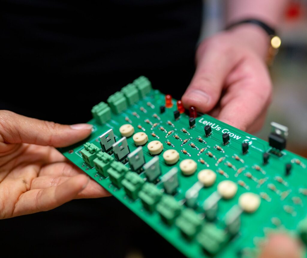 Future Scope of Electronics and Communication Engineering in India  - Poly Notes Hub